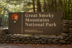 _Gatlinburg_Entrance_Sign_Great_Smoky_Mountains_National_Park